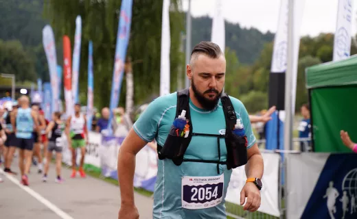 23 kilometry po górach. Zawodnicy pełni uśmiechów ruszyli na trasę [ZDJĘCIA] - 58